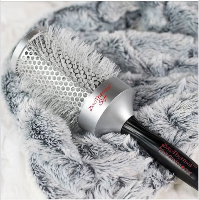 Olivia Garden ProThermal Soft White Bristles Brush Display: 5 Brushes & Basket - Image 5