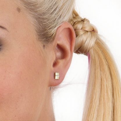 Blomdahl Titanium Earrings - Triple Crystal Square - Image 2