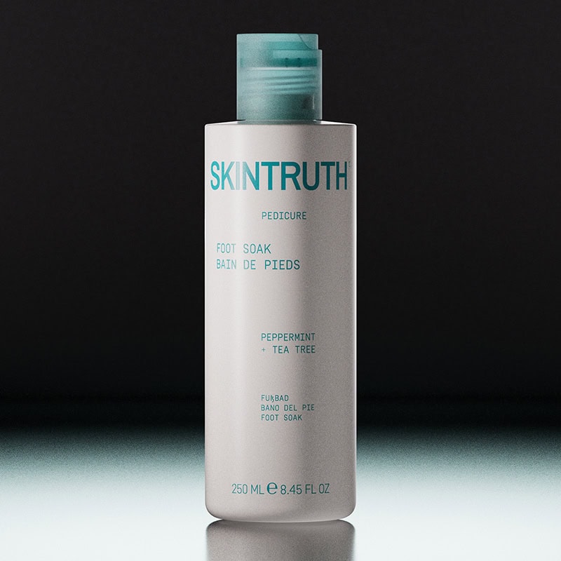 Skintruth Pedicure Foot Soak with Peppermint & Tea Tree, 500ml - Image 4